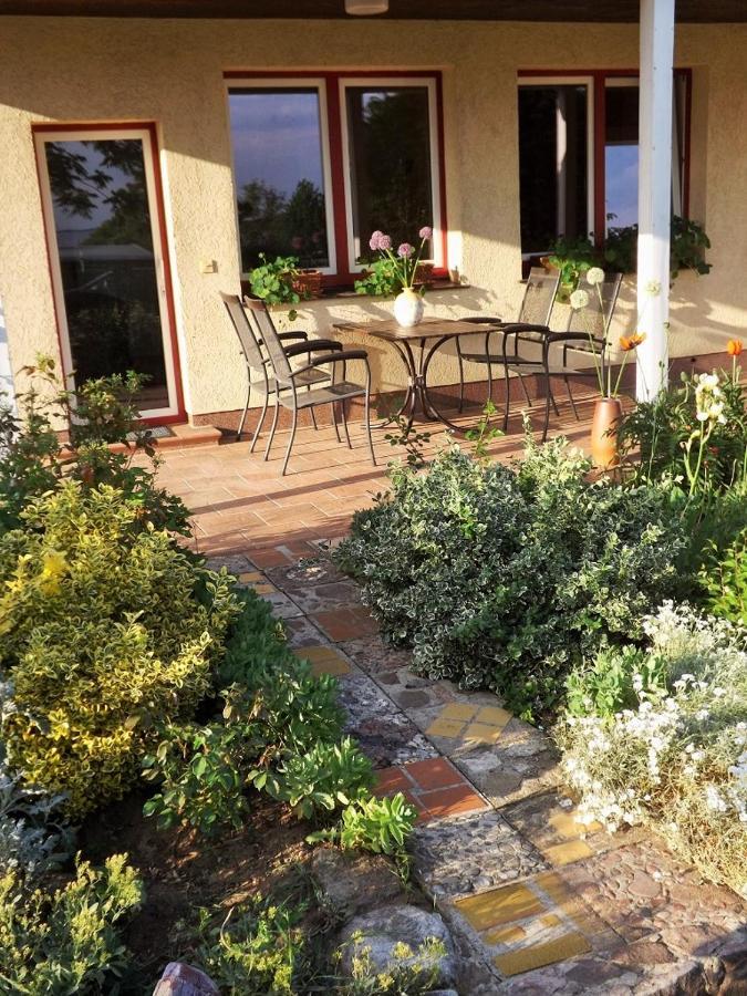 Ferienwohnung Petronela Waren  Exteriör bild